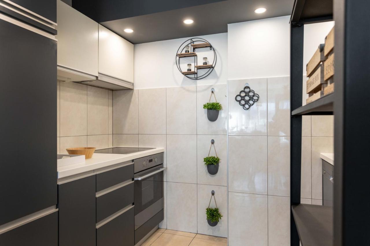 Spacious Apartment In Radnicka Business Zone - Free Parking Zagreb Eksteriør billede