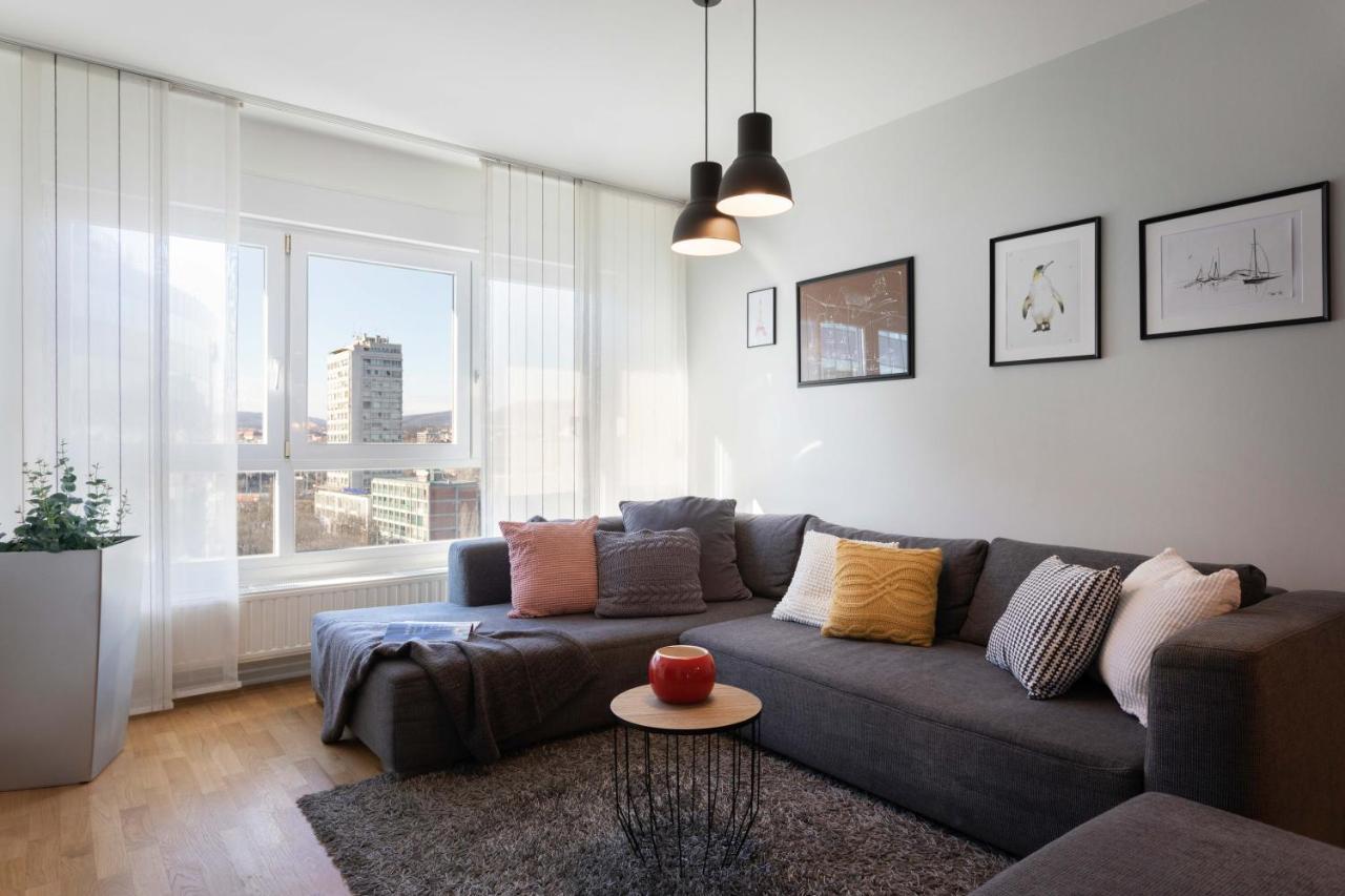 Spacious Apartment In Radnicka Business Zone - Free Parking Zagreb Eksteriør billede