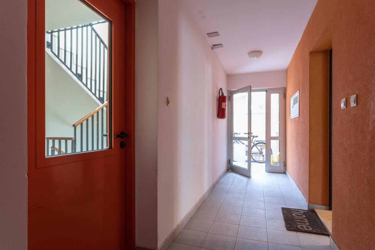 Spacious Apartment In Radnicka Business Zone - Free Parking Zagreb Eksteriør billede